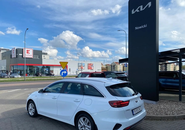 Kia Ceed cena 75800 przebieg: 73569, rok produkcji 2021 z Sulejówek małe 191